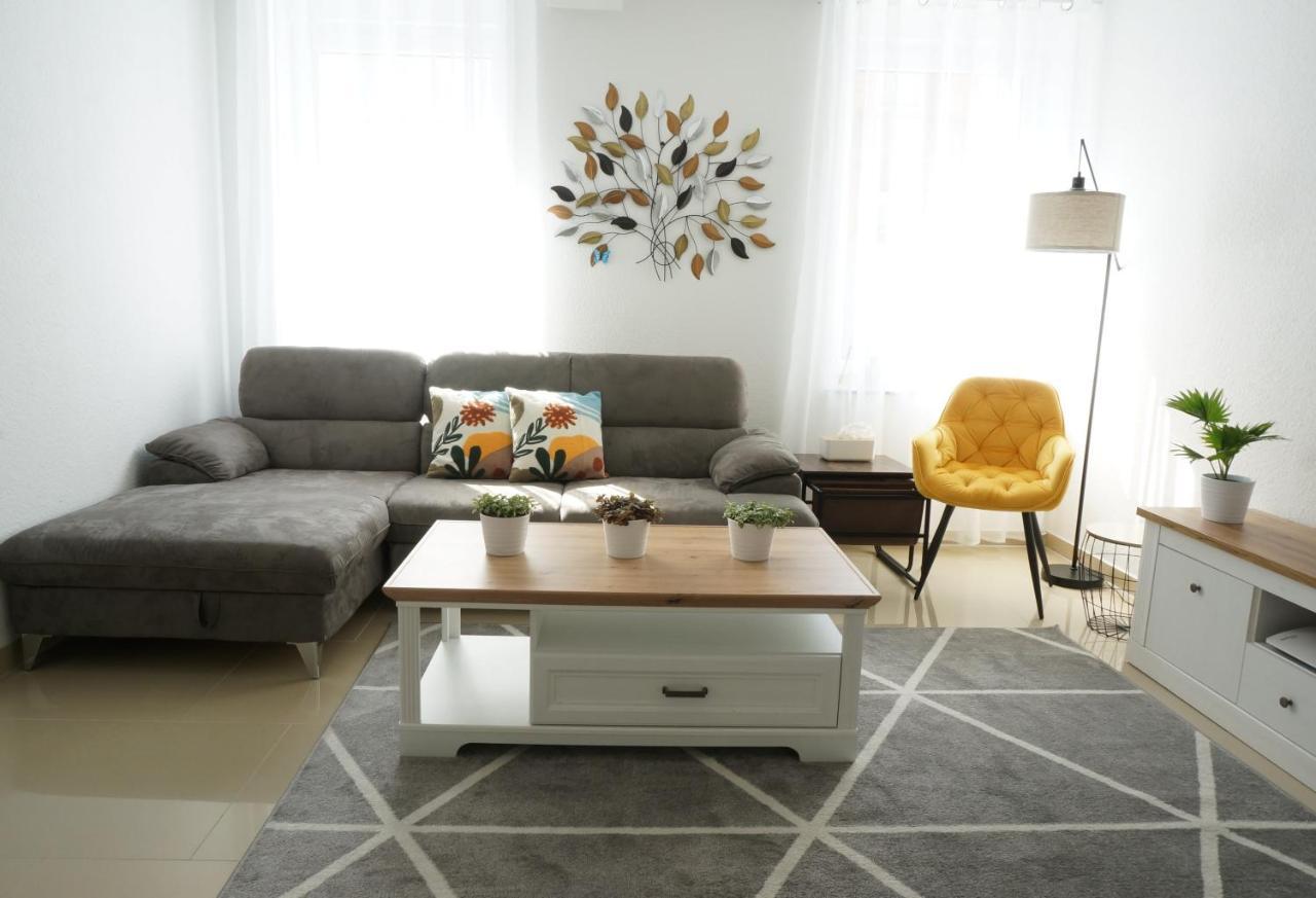 Mein Flowers Mit Kamin, Bis 10 Personen Apartment *