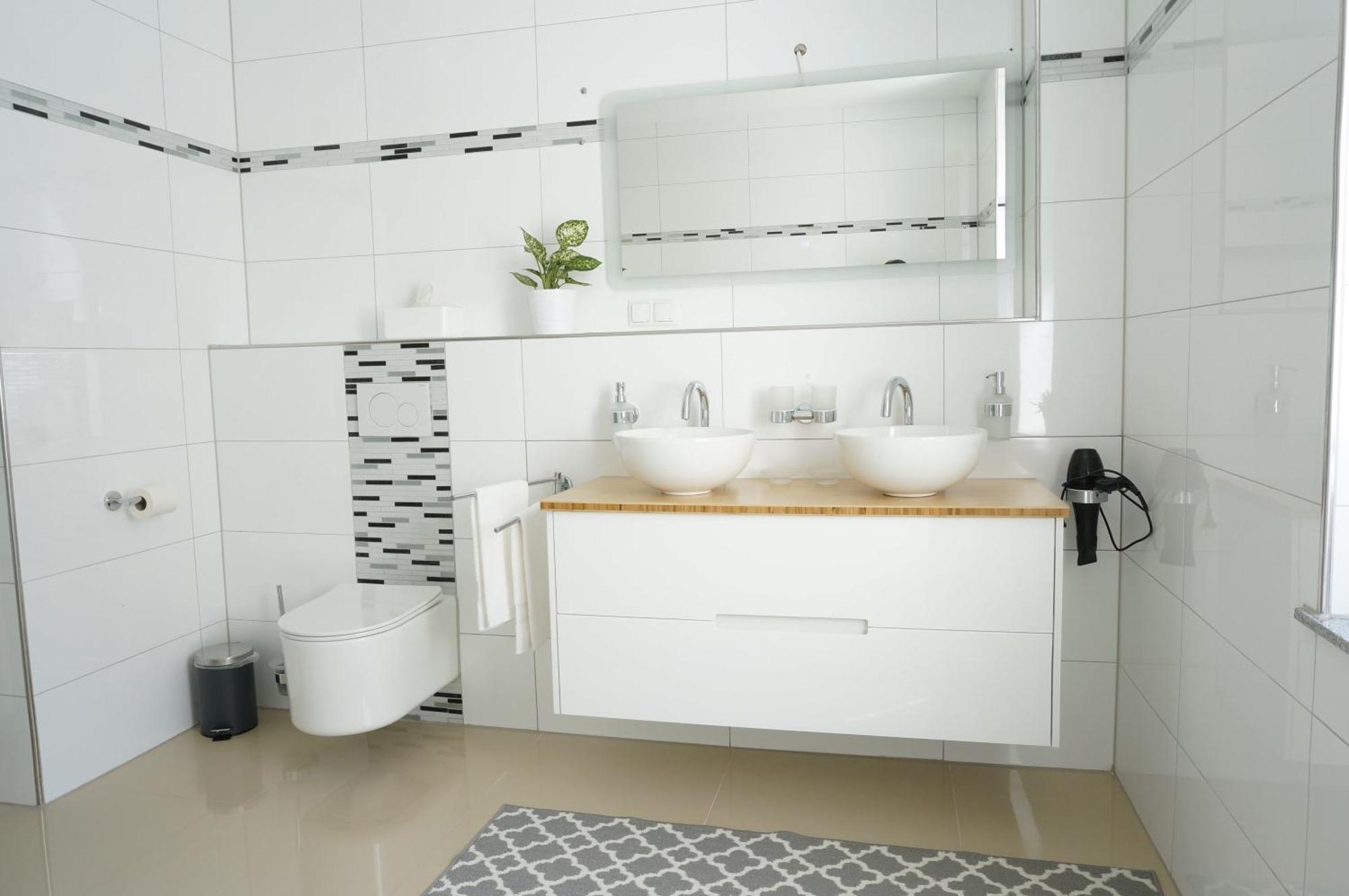 Mein Flowers Mit Kamin, Bis 10 Personen Apartment